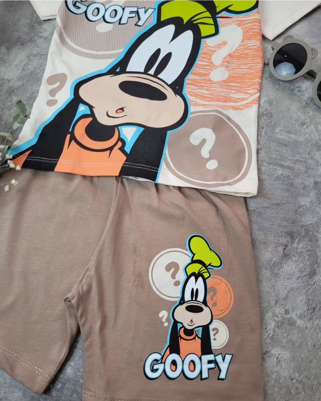 ست تیشرت شلوارک وارداتی ترک طرح گوفی